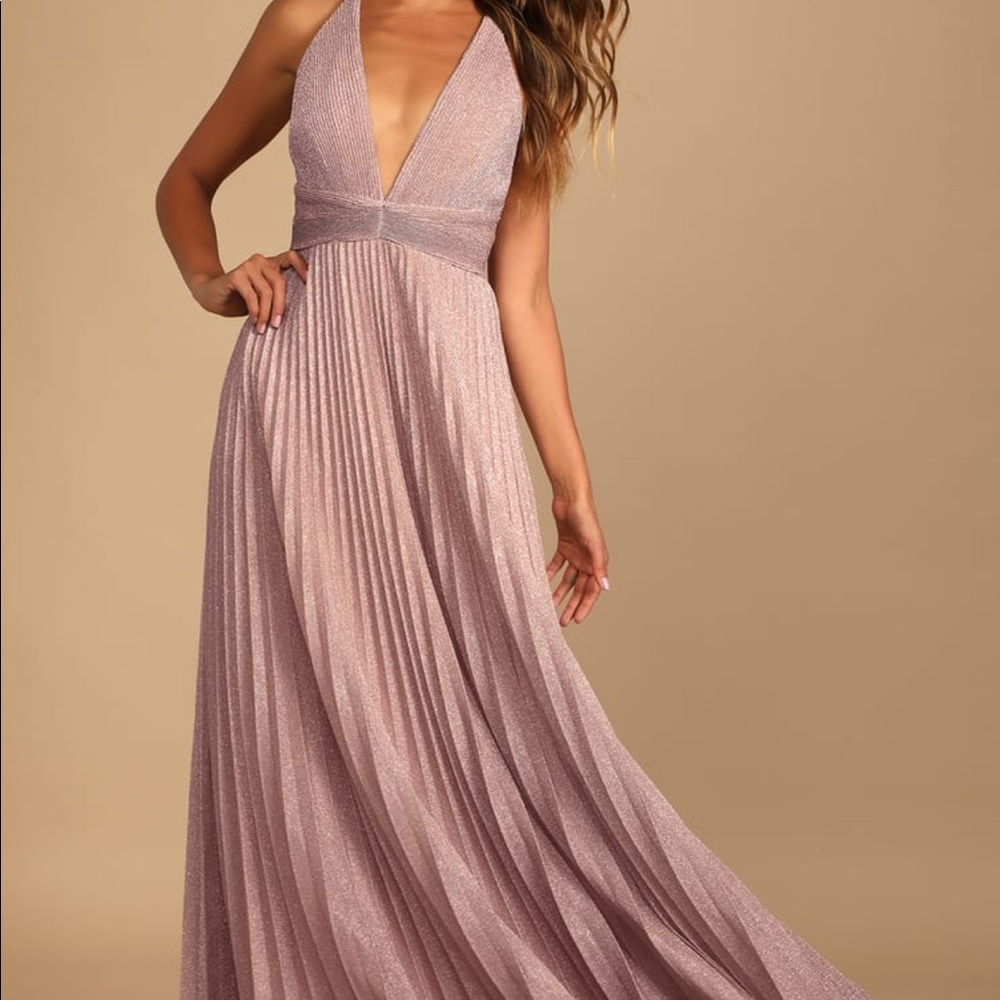 PRICE DROP ⬇️ Lulus Especially Stunning Blush Pink Sparkly Pleated Maxi Dress